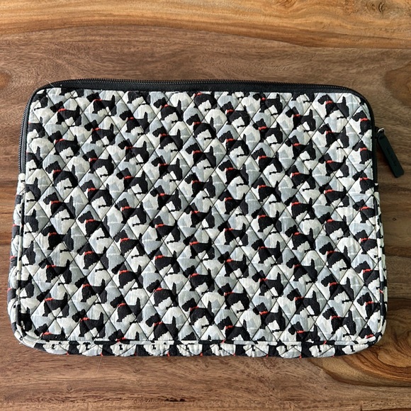 Vera Bradley Accessories - Vera Bradley Scottie Dog laptop case carrier zippered protector 13.5 x 10 NWOT